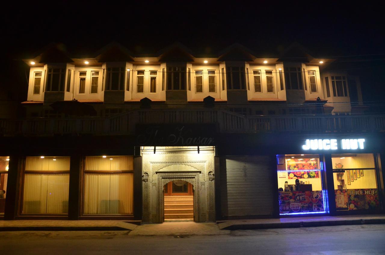 Hotel Kaisar Srīnagar Exterior foto